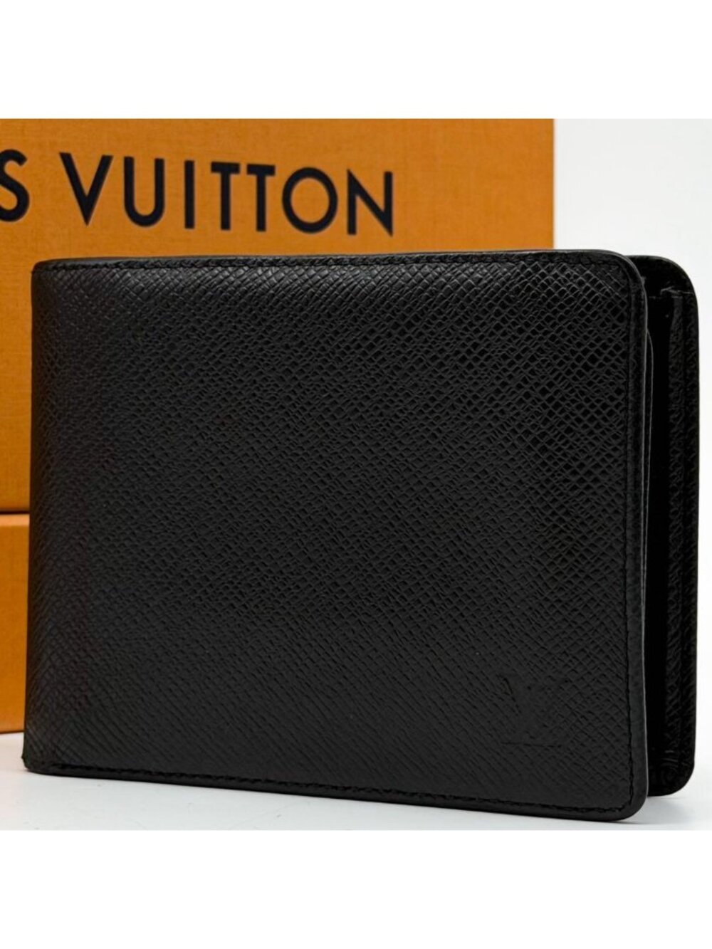 Louis Vuitton Portefeuille Florin Taiga Compact Marco Wallet